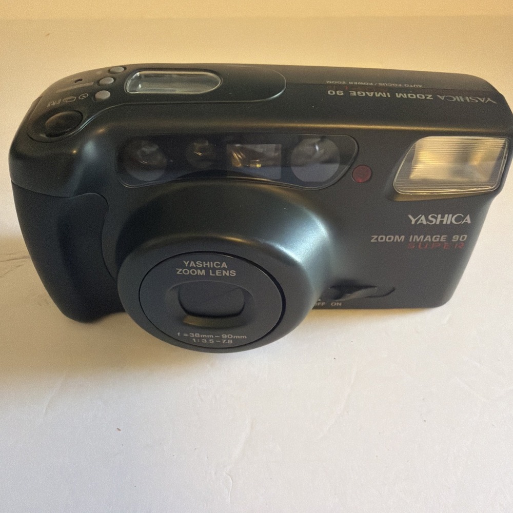 Yashica Zoom Image 90 38-90mm f3.5- 7.8 Point and Shoot Camera - Untested
